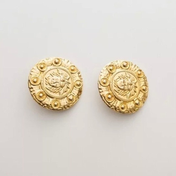Large Round Chunky Earrings Gold Tone Medusa Face Design Bold Statement - Picture 2 of 9